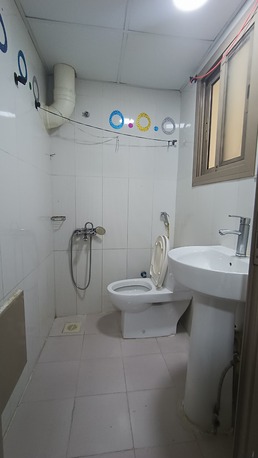 Gudaibiya, Apartments/Houses, BHD 150/month,  1 BR,  Unfurnished Flat Inclusive One Bedroom Flat Gudaibiya Near Philippino Garden @ 150/- BHD