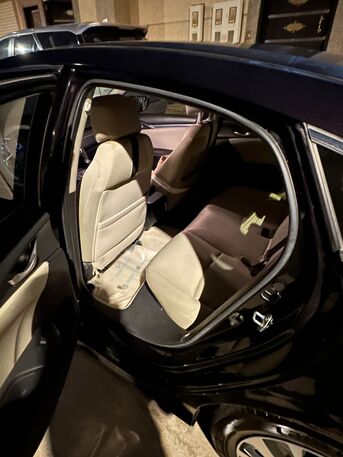 Riyadh, Vehicles, Cars & Trucks , SAR 40,  Honda Civic,  2017,  Automatic,  185 KM,  Car For Sale