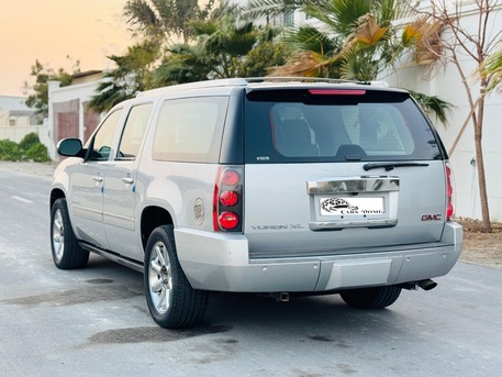 Manama, Vehicles, Cars & Trucks , BHD 5700,  Gmc Yukon,  2013,  131000 KM,  Full Option - Denali - XL - Clean