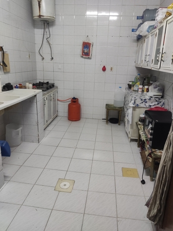 Jubail, Rooms for Rent, SAR 900/month,  Furnished,  01 Room On Rent For Bachelor (Only 01 Muslim Person & Pakistani Prefer) In Furnished Flat