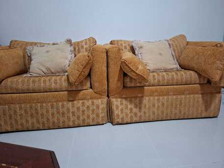 Al Faisaliyah, Household Items, SAR 800,  Elegant Looking Sofa Set+display Rack Offer Sale