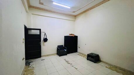 Jeddah, Rooms Available, SAR 1000/month,  Furnished,  Big Room For Executive Bachelor