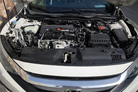 Manama, Vehicles, Cars & Trucks , BHD 5500,  Honda Civic,  2018,  Automatic,  85000 KM,   RS  | FULL OPTION | 85,000 Km | BD 5,500