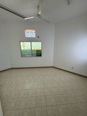 East Riffa, Apartments/Houses, BHD 150/month,  2 BR,  2BHK FLAT WITH 2 BALCONY Near LULU HYPERMARKET RIFFA(2NDF34)