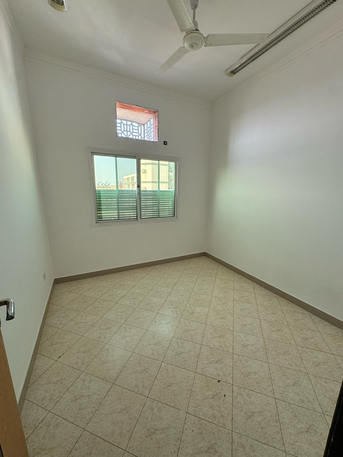 East Riffa, Apartments/Houses, BHD 150/month,  2 BR,  2BHK FLAT WITH 2 BALCONY Near LULU HYPERMARKET RIFFA(2NDF34)