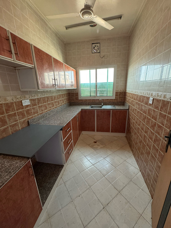 East Riffa, Apartments/Houses, BHD 150/month,  2 BR,  2BHK FLAT WITH 2 BALCONY Near LULU HYPERMARKET RIFFA(2NDF34)