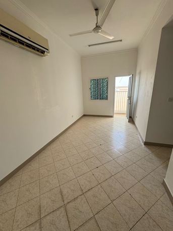 East Riffa, Apartments/Houses, BHD 150/month,  2 BR,  2BHK FLAT WITH 2 BALCONY Near LULU HYPERMARKET RIFFA(2NDF34)