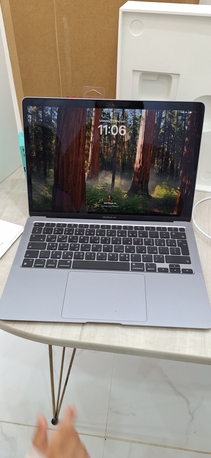 Madinah, Computers, SAR 2400,  URGENT SALE - MEDICAL EMERGENCY  Apple Laptop