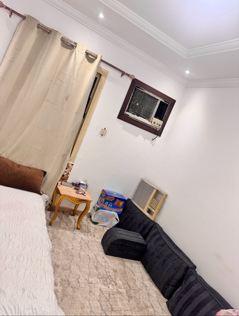 Azizia, Roommates, SAR 1500/month,  One Sprat Sharing Room For Only One Lady