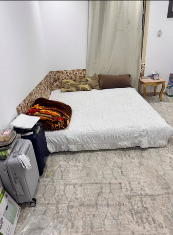 Azizia, Roommates, SAR 1500/month,  One Sprat Sharing Room For Only One Lady