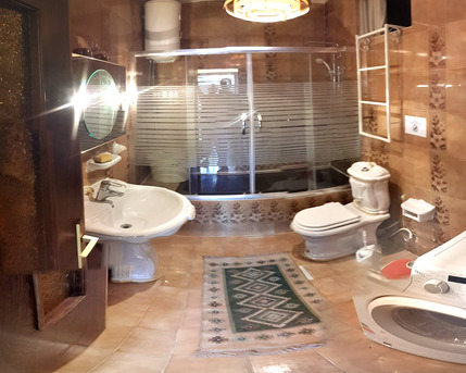 Jabal Al-Weibdeh, Household Items, JOD 175,  Bedroom For Female, In Fully Furnished Sharing Apartment