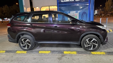 Riyadh, Vehicles, Cars & Trucks , SAR 4250,  TOYOTA RUSH G,  2019,  Automatic,  170000 KM,  Mid Options 7 Seater