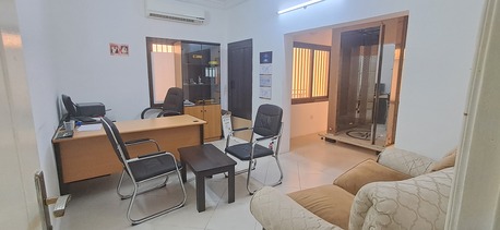Adliya, Offices, BHD 260,  120 Sq. Meter,  Commercial Flat For Rent In The Adliya Ground Floor