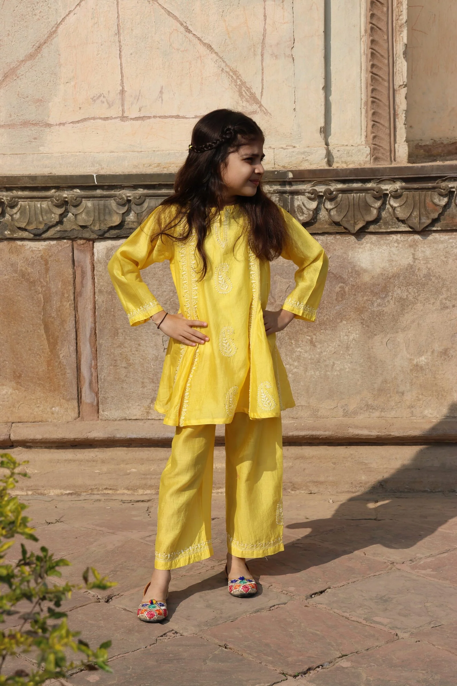 Lucknow, Clothing & Accessories, INR 3239,  Traditional Chikankari Pure Cotton Kurti With Comfortable Fit