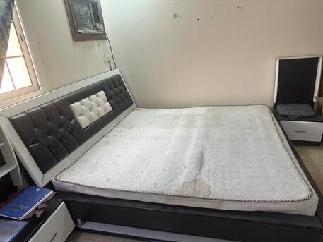 Yanbu, Household Items, SAR 600,  Double Bed With Matress, Dressing Table And Ward Robe For Sale 600 Riyal