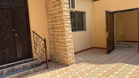 Jeddah, Apartments/Houses, SAR 47000/year,  Studio,  0 Sq. Meter,  Spacious Ground-floor Apartment With A Private Outdoor Yard And Car Garage