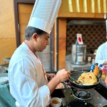 Riyadh, Jobs, COMMI CHEF &ndash; HOT & COLD KITCHEN