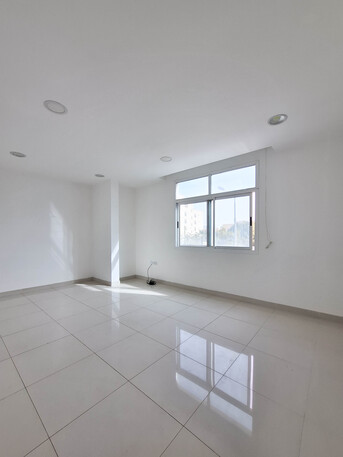 Manama, Apartments/Houses, BHD 260/month,  2 BR,  For Rent An Apartment In Al Guful Area