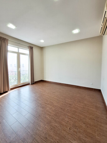 Manama, Apartments/Houses, BHD 330/month,  3 BR,  For Rent A Semi-furnished Apartment In Al Guful Area.