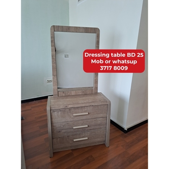 Manama, Furniture, BHD 25,  🌍🌐Dressing Table In Good Condition For Sale With Delivery