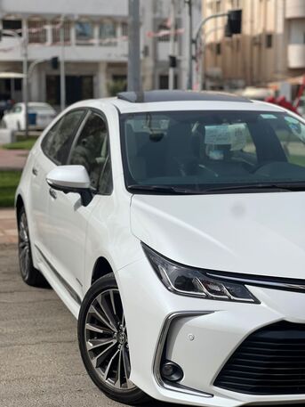 Jeddah, Vehicles, Cars & Trucks , SAR 2500,  Toyota Corolla XLE,  2025,  Automatic,  40000 KM,  Monthly Rent A Car Or Transfer