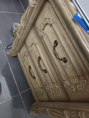 Manama, Air Conditioners, BHD 50,  Ac-50 BD  Wardrobe-25 BD For Sale