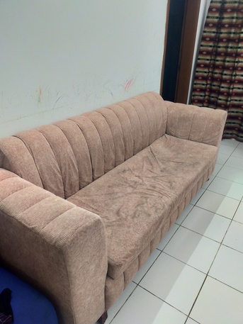 Ras Rumman, Furniture, BHD 10,  Dresssing Table. Cubord