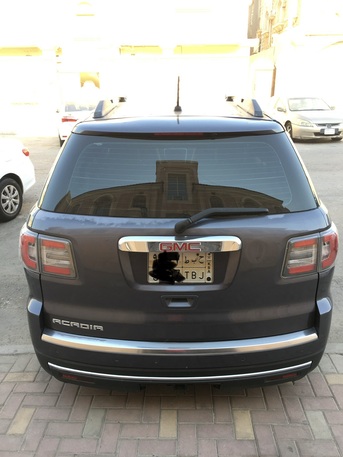 Jubail, Vehicles, Cars & Trucks , SAR 23,  Gmc Acadia,  2013,  Automatic,  294026 KM,    For Sale.