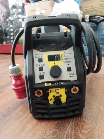 Jubail, Items Wanted, Welding Machine On Rent ESAB220/330