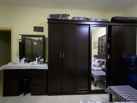 Jeddah, Furniture, SAR 2000,  Dark Brown Wooden Bedroom Set &ndash; King Size Bed&ndash; Great Condition!