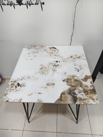 Al Rakah Al Janubiyah, Household Items, SAR 250,  Bed And Table