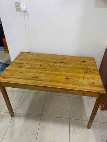 Dammam, Household Items, SAR 30,  Wardrobe ,Table ,office Chair -30 Riyal