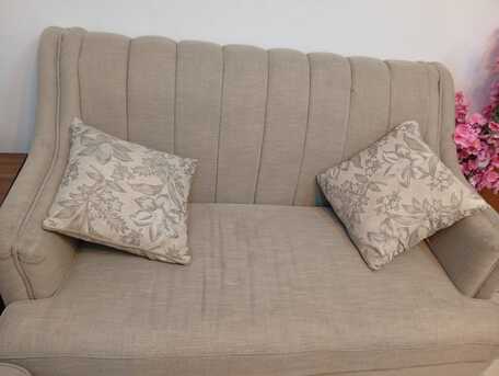 Dammam, Furniture, SAR 1000,  Urgent: Sofa For Sale