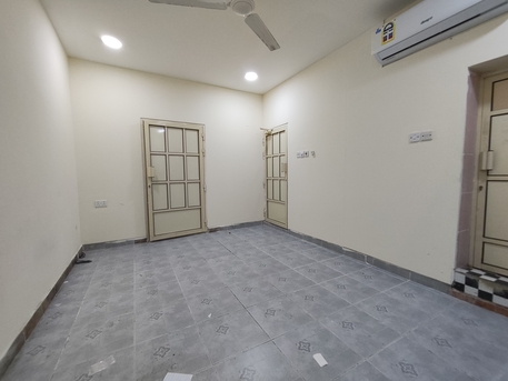 Gudaibiya, Apartments/Houses, BHD 150/year,  1 BR,  Gudaibiya:- Groundfloor Studio Flat On Rent With Ewa..