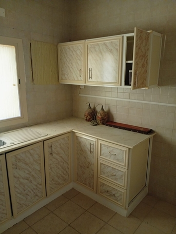 Riffa, Apartments/Houses, BHD 160/year,  2 BR,  Apartment For Rent Riffa شقه للايجار في الرفاع