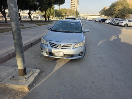 Riyadh, Vehicles, Cars & Trucks , SAR 30000,  Toyota Corolla,  2013,  Automatic,  212444 KM,