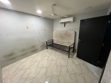 Riffa, Rooms Available, BHD 90/month,  00 Sq. Meter,  Room Available 1 March  For Bachelor, 90 BD