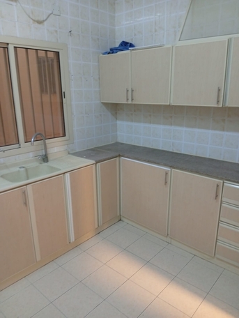 Riffa, Apartments/Houses, BHD 300/year,  4 BR,  4BR Riffa For Rent شقه ٤غرف الرفاع للايجار