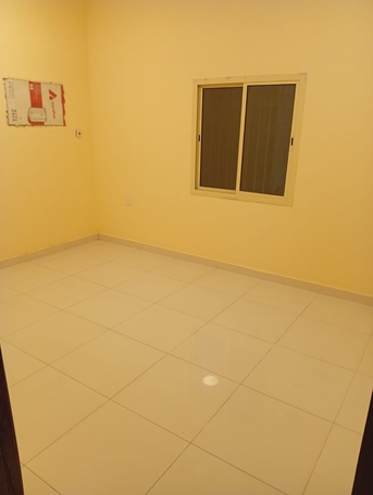 Riffa, Apartments/Houses, BHD 300/year,  4 BR,  4BR Riffa For Rent شقه ٤غرف الرفاع للايجار