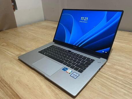 Riyadh, Computers, SAR 2000,  Huawei D15 Laptop