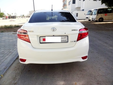 Zinj, Vehicles, Cars & Trucks , BHD 3400,  Toyota Yaris,  2017,  Automatic,  96000 KM,   URGENT FOR SALE