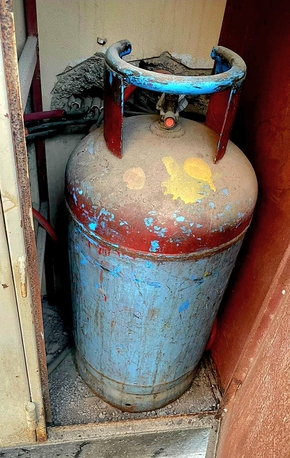 Manama, Household Items, BHD 20,  Bah Gas 25 Hasan Gas 20 Jazera Gas 20 All With Regulator Msg 3670 8372 Wts Ap