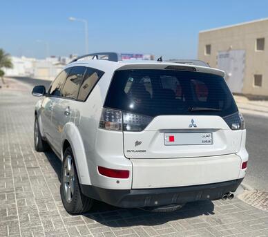 Manama, Vehicles, Cars & Trucks , BHD 1600,  MITSUBISHI OUTLANDER 2008,  2008,  Automatic,  210000 KM,   @ 1600/-