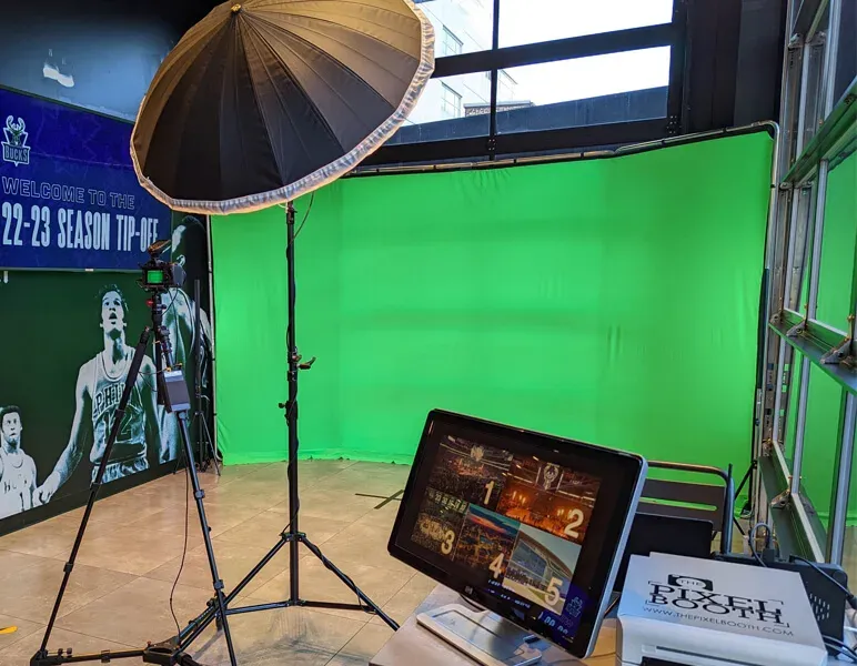 New York, Photography, Special FX, Cold Sparkler, And Confetti Rental In Milwaukee WI