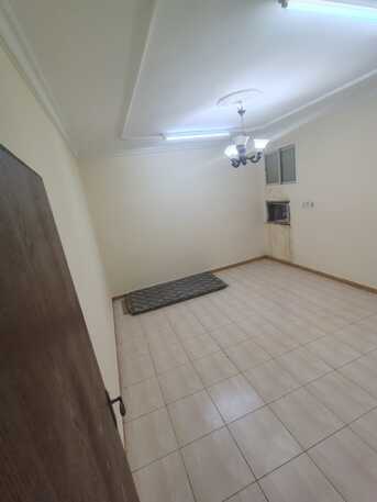 Dammam, Housing Exchanges, SAR 1300/month,  Studio,  2BHK Apartment Available With Two King-size Bedrooms. The Apartment Is Unfurnished, Neat,
