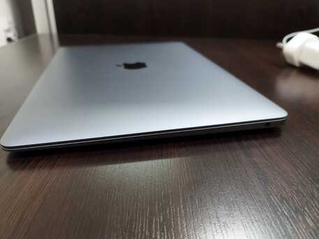 Jeddah, Tablet Computers, SAR 1300,  MacBook Air 2019 I5 | 8GB | 256GB SSD | New Battery | Clean