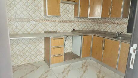 Salmaniya, Apartments/Houses, BHD 350/month,  3 BR,  SPACIOUS THREE BEDROOM FLAT FOR RENT IN SALMANIYA WITH UNLIMITED EWA