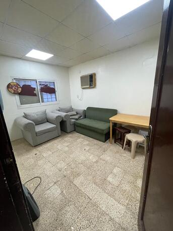 Al Malaz, Apartments, Flats, Houses & Villas, SAR 20000/year,  Furnished,  2 BR,  VILLA PORTION AVAILABLE 20000 Year