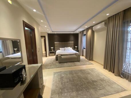 Amman, Apartments/Houses, JOD 22000/year,  Furnished,  3 BR,  255 Sq. Meter,  Ground Floor Apartment For Rent \\ Um Uthaina