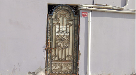 Manama, Offices, BHD 70,  Commercial Flat For Your CR. Ready Office. Low Budget